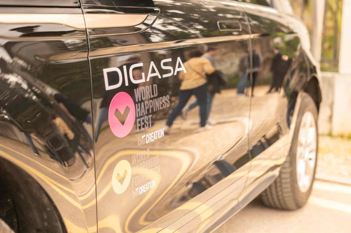 World Happiness Fest Granada 2024 — photographie 91