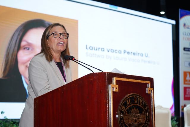 Laura Vaca Pereira U. 在心理健康环节